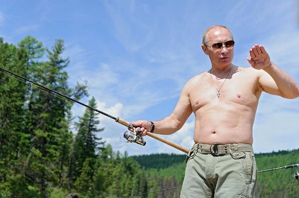 Władimir Putin jest homoseksualistą? Ta biografia prezydenta wywołała oburzenie w Rosji