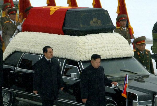 Ekspert: nie wierzę w doniesienia z Korei Północnej o egzekucji wuja Kim Dzong Una