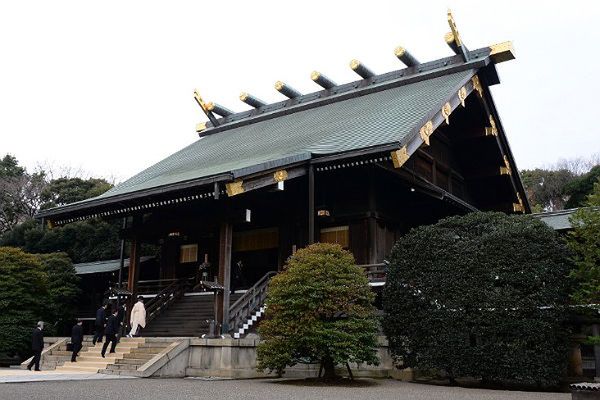 Premier Japonii odwiedził świątynię Yasukuni
