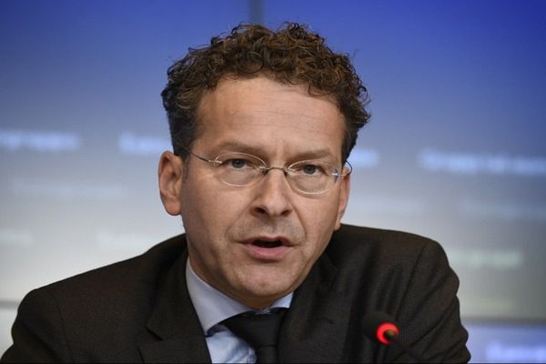 Szef eurogrupy za obcięciem funduszy dla krajów niechętnych uchodźcom