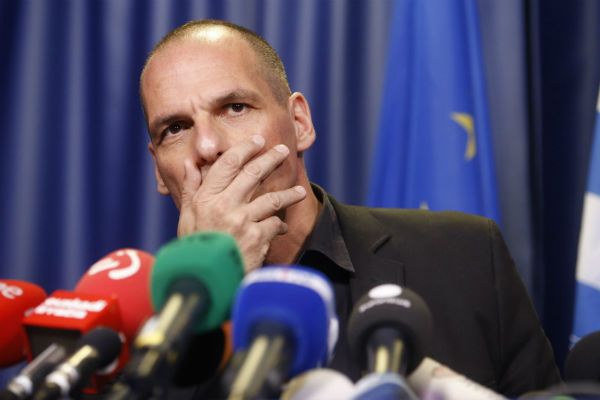 Warufakis: Europa szantażuje Greków, by zagłosowali na "tak"
