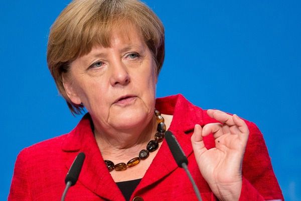 Niemal trzy czwarte Niemców uważa, że Merkel nie zasługuje na Nobla