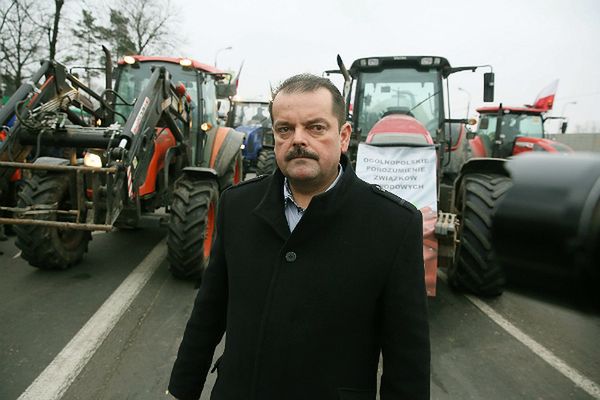 Izdebski zgłosił protest rolników. W Warszawie powstanie "zielone miasteczko"