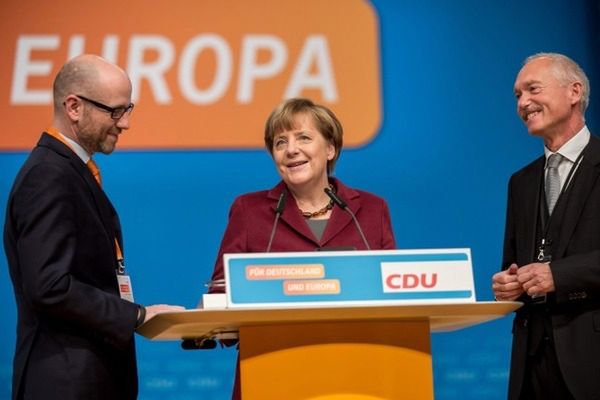 Merkel: władze CDU uzgodniły kompromis ws. uchodźców