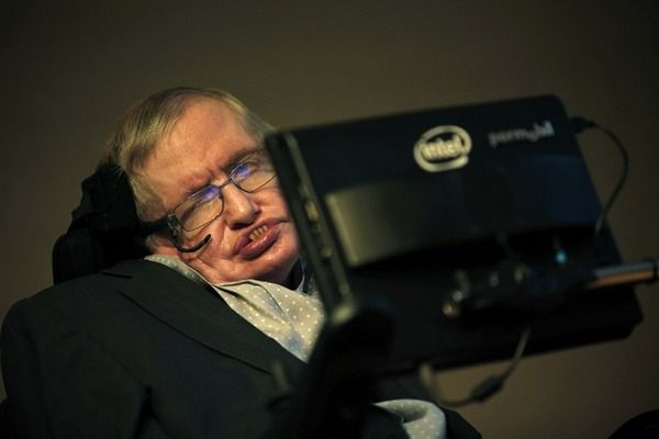 Stephen Hawking : w szkole nie byłem prymusem