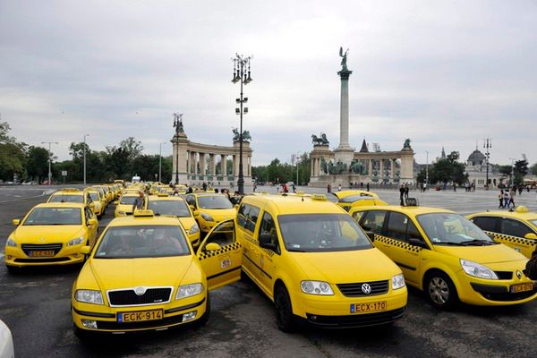 Kolejny protest taksówkarzy na Węgrzech