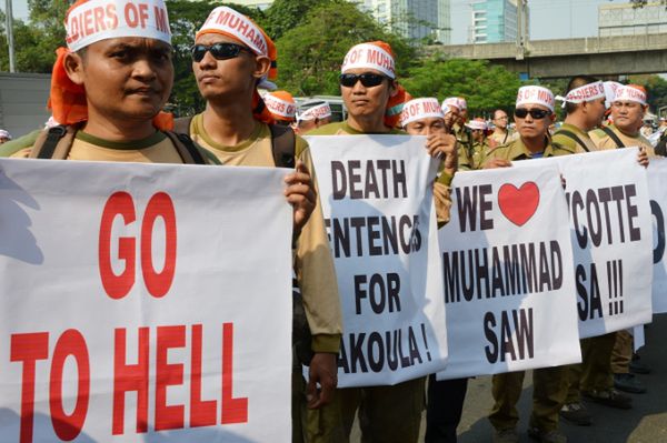 Nieliczne antyamerykańskie protesty w Malezji, Indonezji i Tajlandii