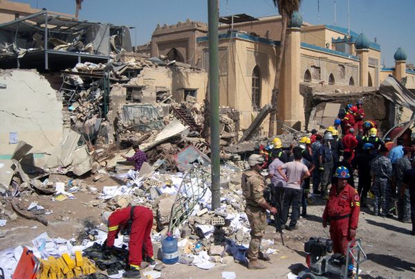 Irak: 22 osoby zginęły w ataku na siedzibę instytucji religijnej