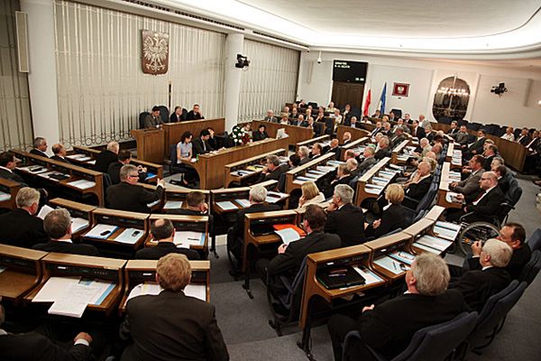 Senat przyjął uchwałę ws ustanowienia 2016 Rokiem Solidarności Polsko-Węgierskiej