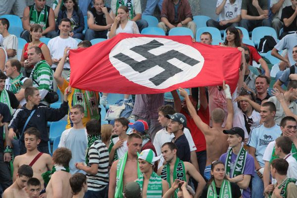 Rasistowskie wybryki na stadionach zagrożą Euro 2012?