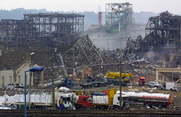 Wybuch w zakładach zbrojeniowych przyczyną jednej z największych tragedii w historii Francji?