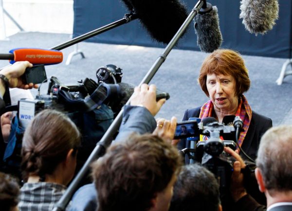 Catherine Ashton dostanie gigantyczny "zasiłek przejściowy"