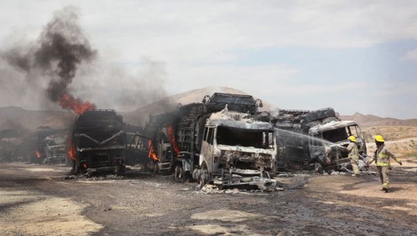 Afganistan: talibska bomba zniszczyła 22 NATO-wskie ciężarówki