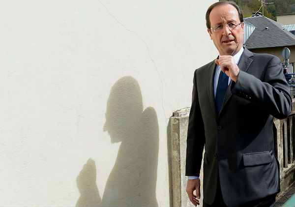Wybory we Francji: Francois Hollande wyprzedza Nicolasa Sarkozy'ego; obaj w 2. turze