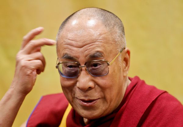 Chiny: dalajlama rozsiewa plotki o próbach otrucia go