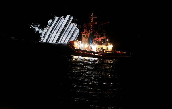 Już 29 zaginionych po piątkowej katastrofie statku Costa Concordia