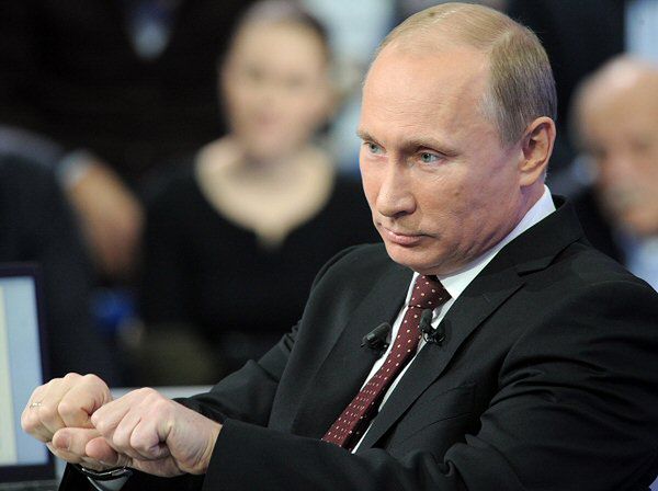 Putin: myślałem, że powiesili sobie jakieś prezerwatywy