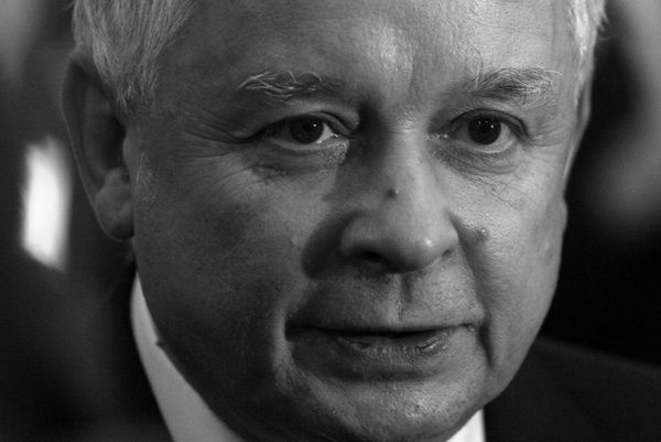 Ciało Lecha Kaczyńskiego pozostawione Rosjanom