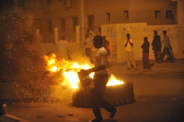 Zamieszki w Dakarze - zginął policjant