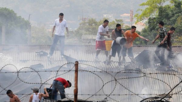 Akcja dogaszania pożaru