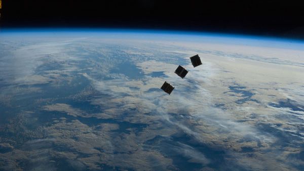 Miniaturowe satelity nad Ziemią