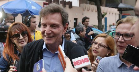 Śpiewający biskup burmistrzem Rio de Janeiro