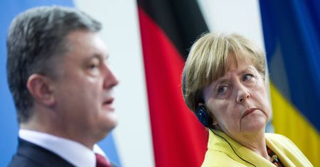 Merkel rozmawiała z Poroszenką o szczycie w sprawie Ukrainy