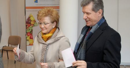 Małkowski przegrał z Grzymowiczem. To efekt seksafery?