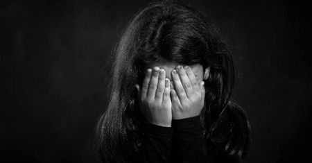 Głogów: dramat nastoletniej dziewczynki. Trzy lata była molestowana przez ojca