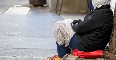 Bezdomnych Polaków w Paryżu i regionie jest 10 tys.