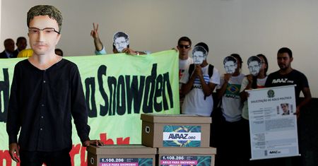 1,1 mln podpisów pod petycją ws. azylu dla Edwarda Snowdena w Brazylii