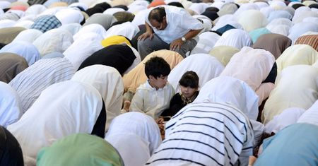Za napis "Dżihad" na koszulce dziecka francuski sąd ukarał matkę i wuja