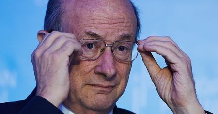 "Wprost" opublikował kolejny fragment rozmowy Radosława Sikorskiego z Jackiem Rostowskim