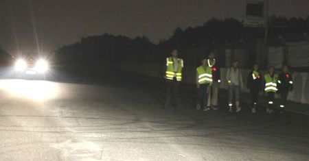 Światła odblaskowe wzbudzają kontrowersje u mieszkańców Gdańska
