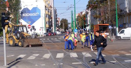 Mieszkańcy spóźnieni i wściekli - czyli ruszył remont „Teatralki”