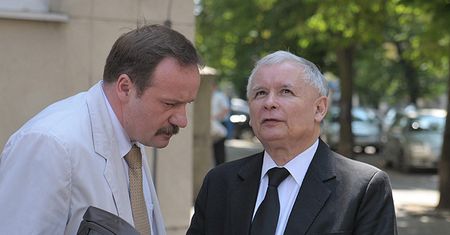 Pełnomocnik J. Kaczyńskiego: czy to zdjęcia z kancelarii tajnej?