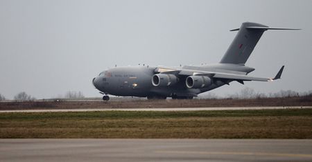 Hollande: rozmieszczenie afrykańskich wojsk w Mali zajmie tydzień