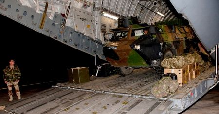 USA udostępnią Francji samoloty transportowe do Mali