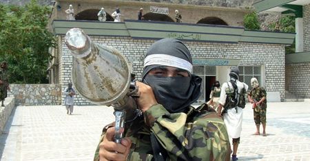 Trwa ofensywa armii pakistańskiej przeciwko talibom - twierdzą świadkowie