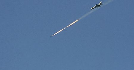 Syryjskie siły powietrzne znów bombardują bazy powstańców w Damaszku