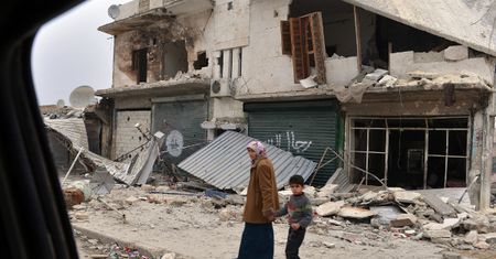 Rosja wysyła do Syrii samoloty z pomocą i po swych obywateli