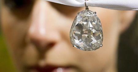 Legendarny królewski diament Beau Sancy sprzedany za krocie