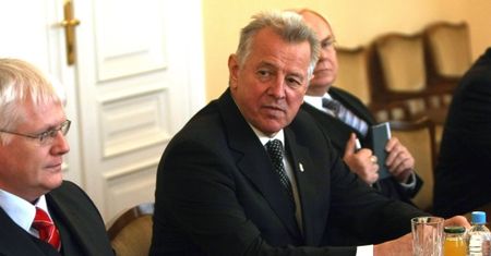 Prezydent Węgier oskarżony o plagiat