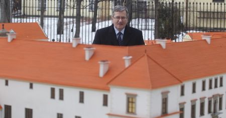 Orkiestra wojskowa tylko dla Komorowskiego