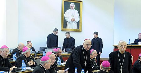 Biskupi o dokumencie społecznym KEP, finansowaniu Kościoła i pedofilii