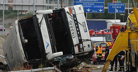 Kierowca autokaru stanie przed sądem. Jest zarzut