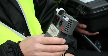 Pijany kierowca TIR-a staranował szlaban na autostradzie A2