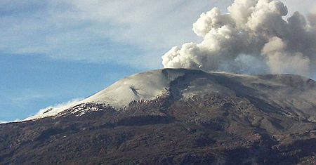 Wulkan Nevado del Ruiz w Kolumbii straszy