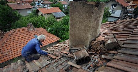 73 tys. domów w Bułgarii bez prądu po gwałtownych burzach
