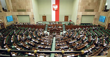 Projekt Ruchu Palikota ws. zmian w Konstytucji: liczba posłów w sejmie zależna od frekwencji